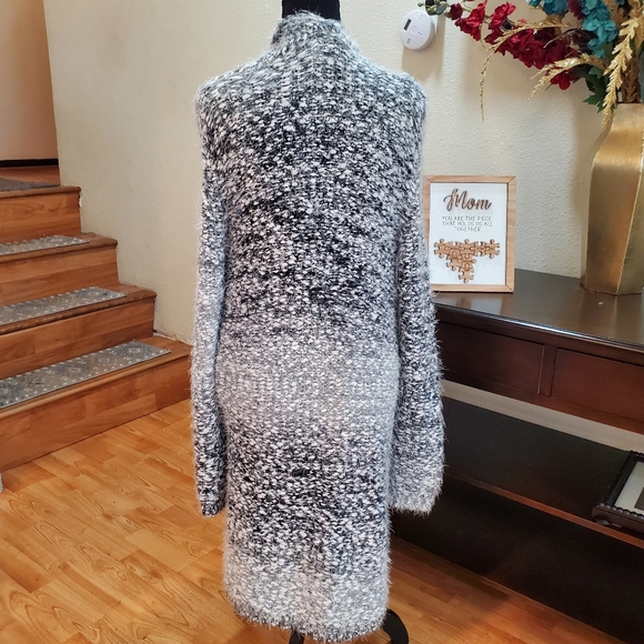 B Collection By Bobeau  Harper Eyelash Cardigan - Picture 3 of 6